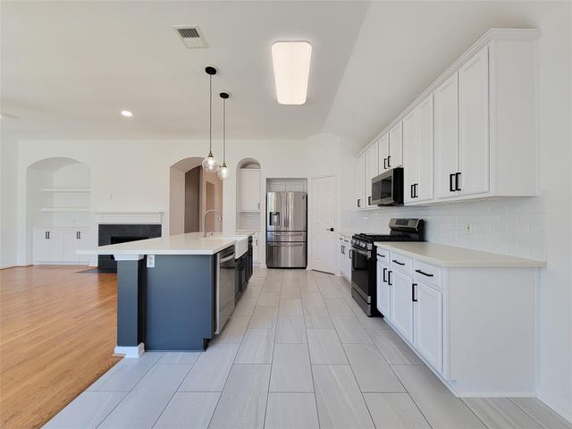 8402 Major Blizzard Drive, Houston, TX 77089