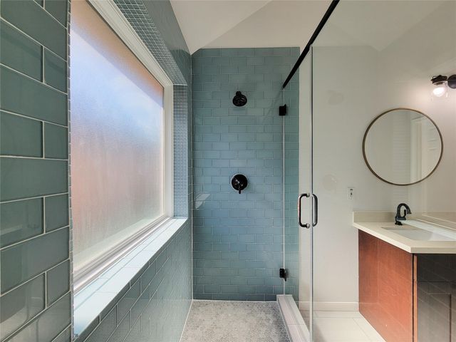 8402 Major Blizzard Drive, Houston, TX 77089