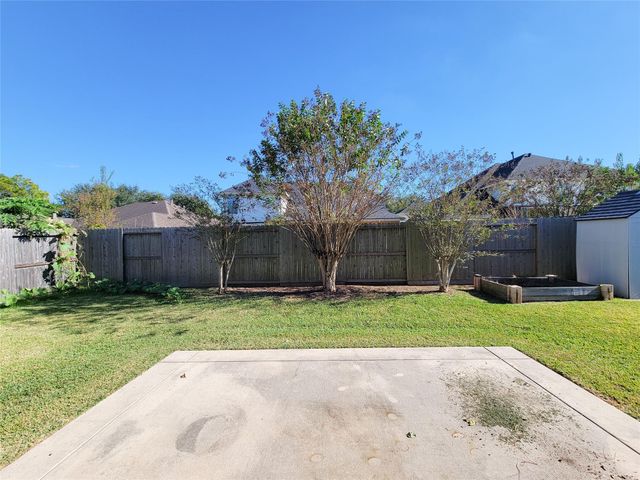 8402 Major Blizzard Drive, Houston, TX 77089