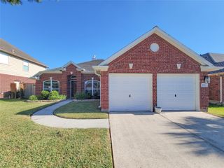 8402 Major Blizzard Drive, Houston, TX 77089