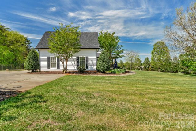 8698 Rocky River Road, Harrisburg, NC 28075