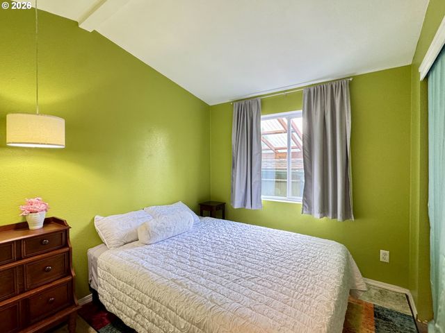 3760 HIGHWAY 101 1, Florence, OR 97439