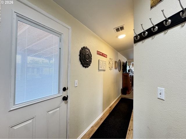 3760 HIGHWAY 101 1, Florence, OR 97439