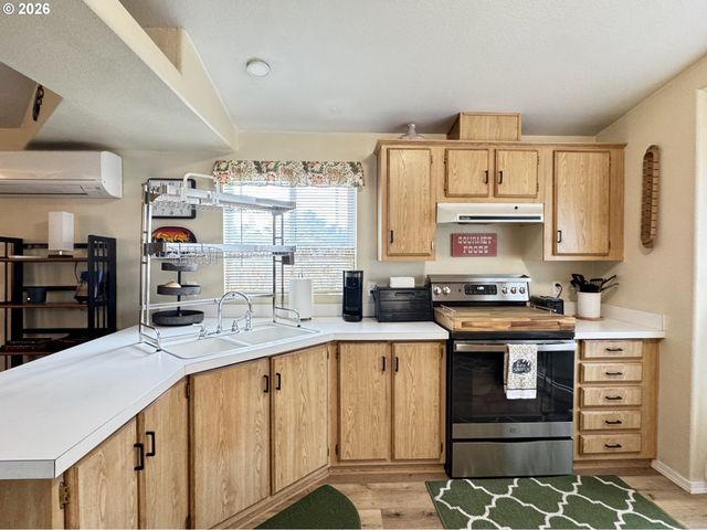 3760 HIGHWAY 101 1, Florence, OR 97439