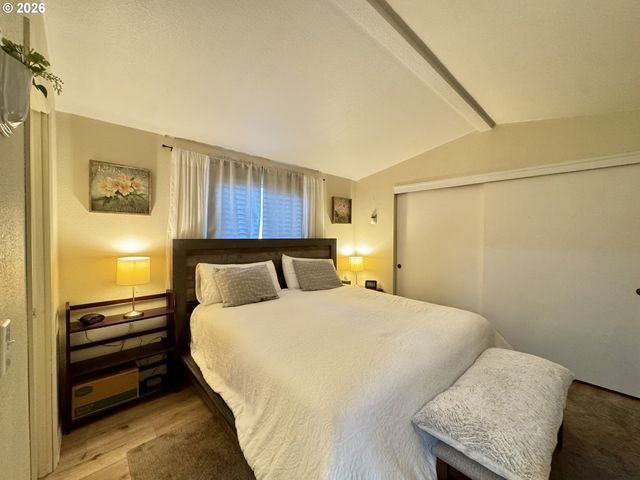 3760 HIGHWAY 101 1, Florence, OR 97439