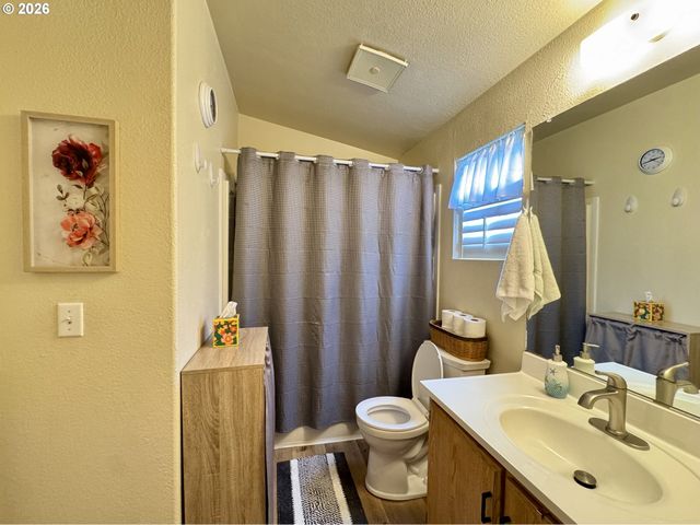 3760 HIGHWAY 101 1, Florence, OR 97439