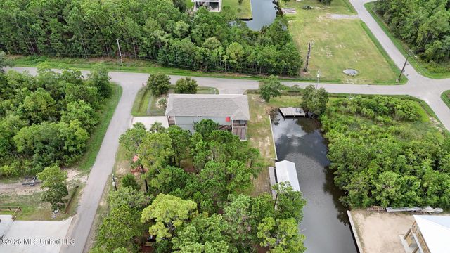 5009 Oklahoma Street, Bay Saint Louis, MS 39520