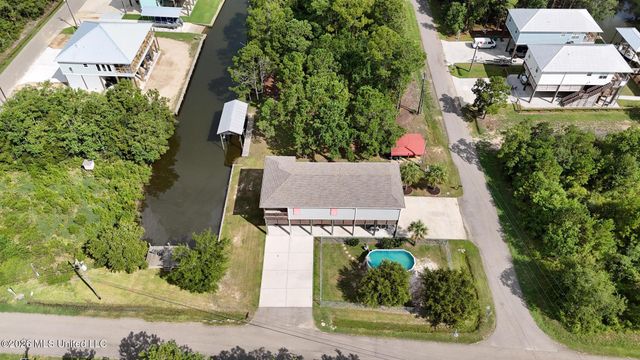 5009 Oklahoma Street, Bay Saint Louis, MS 39520