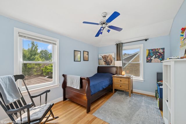 731 N Patton Avenue, Arlington Heights, IL 60004