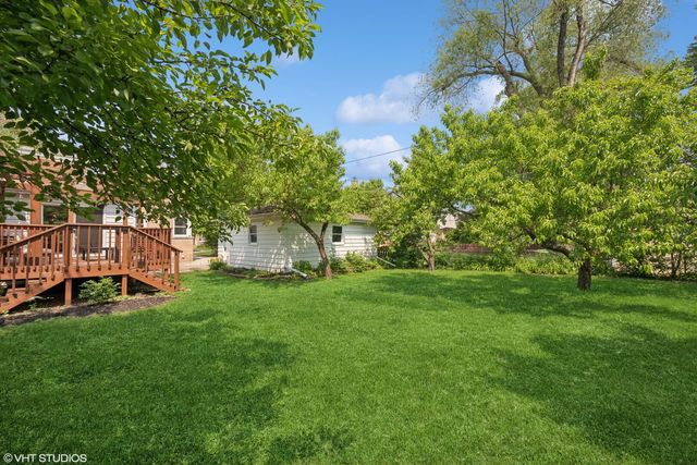 731 N Patton Avenue, Arlington Heights, IL 60004