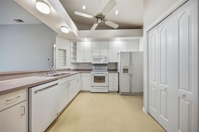 16416 WINDSOR PARK DRIVE, Lutz, FL 33549