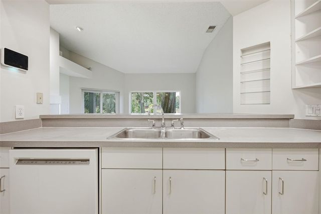 16416 WINDSOR PARK DRIVE, Lutz, FL 33549