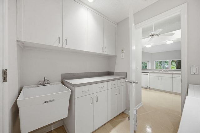 16416 WINDSOR PARK DRIVE, Lutz, FL 33549