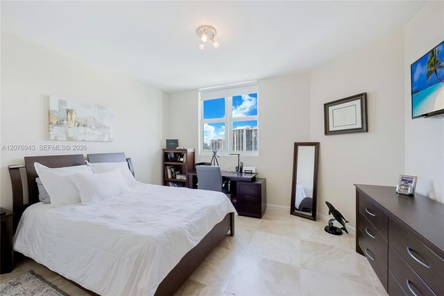 3301 NE 183rd Street 1607, Aventura, FL 33160