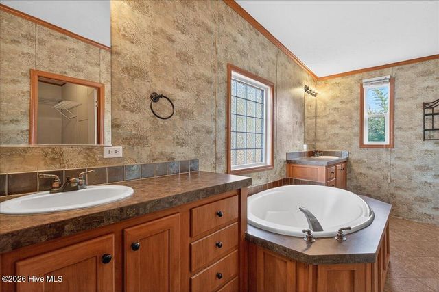 4393 Sea Pines Drive SE, Boiling Spring Lakes, NC 28461