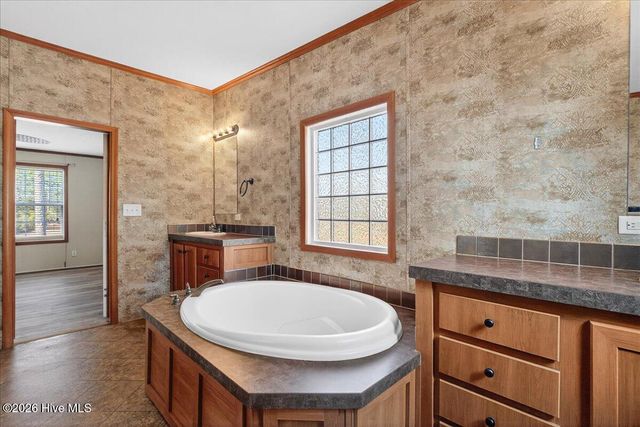 4393 Sea Pines Drive SE, Boiling Spring Lakes, NC 28461