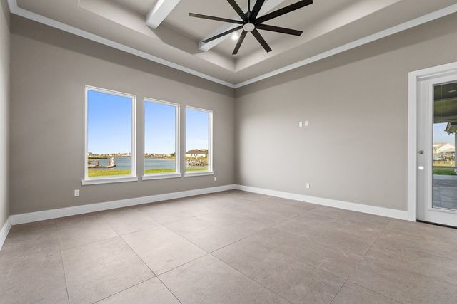 6 La Buena Vida Dr, Aransas Pass, TX 78336