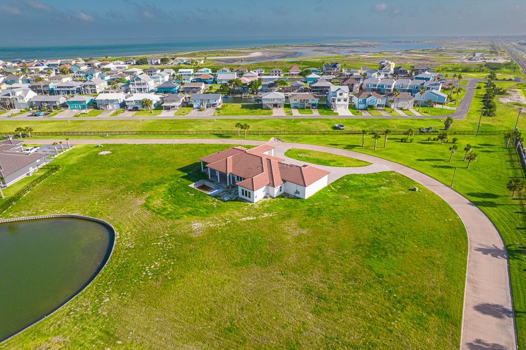 6 La Buena Vida Dr, Aransas Pass, TX 78336 — photo 2