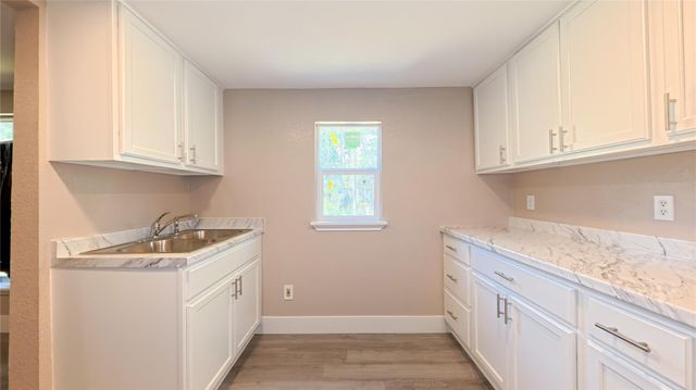 6410 Carver Road, Houston, TX 77091