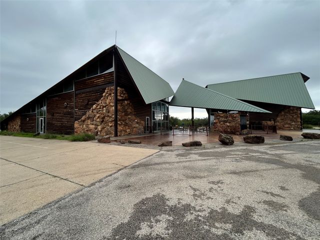 885 Post Oak Road, Gordon, TX 76453