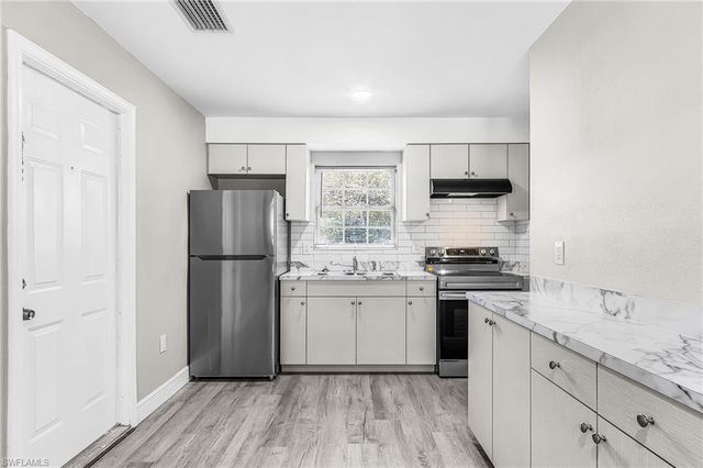 2648 Michigan AVE, Fort Myers, FL 33916