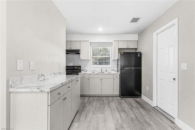 2648 Michigan AVE, Fort Myers, FL 33916