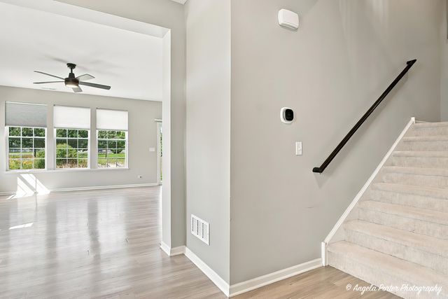 1012 Draper Road, Mchenry, IL 60050