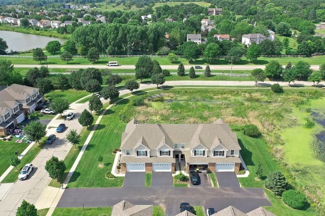 1012 Draper Road, Mchenry, IL 60050
