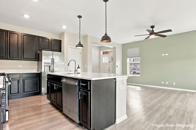 1012 Draper Road, Mchenry, IL 60050