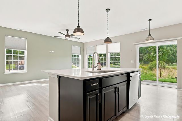 1012 Draper Road, Mchenry, IL 60050
