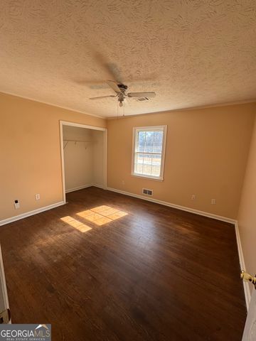 5175 Forest Drive SE, Covington, GA 30014