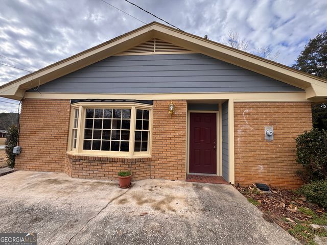 5175 Forest Drive SE, Covington, GA 30014