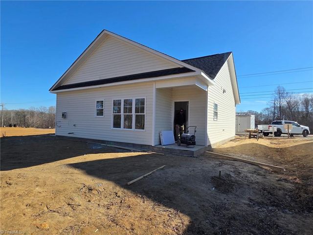 1380 Piedmont Drive, Lexington, NC 27295