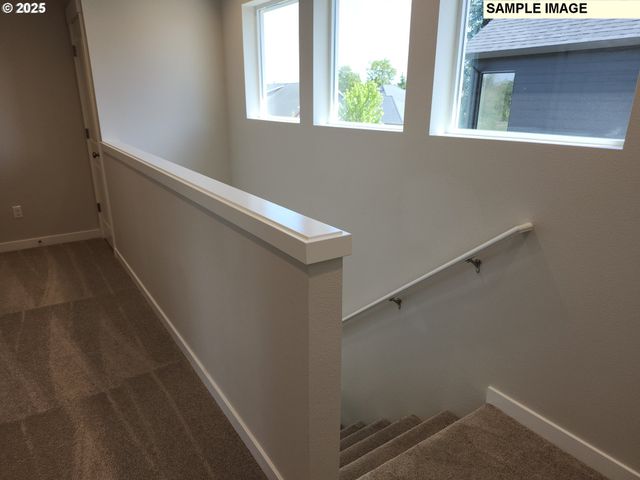 762 Magnolia Ave, Woodburn, OR 97071