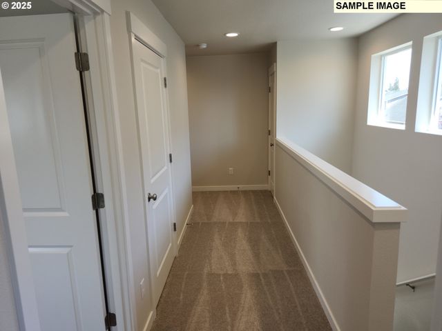 762 Magnolia Ave, Woodburn, OR 97071