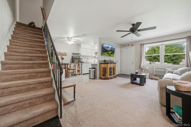 20 Main 13, Garnerville, NY 10923