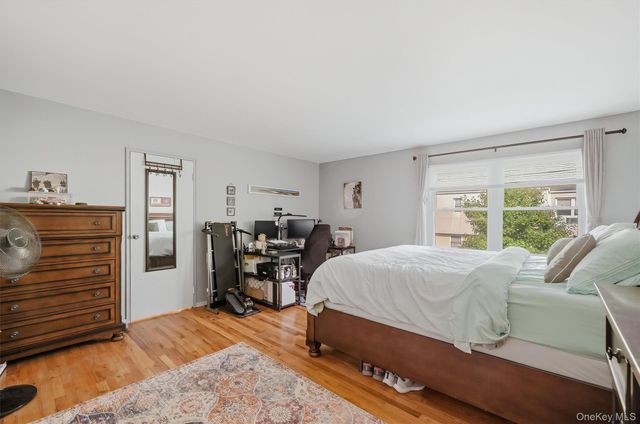 20 Main 13, Garnerville, NY 10923