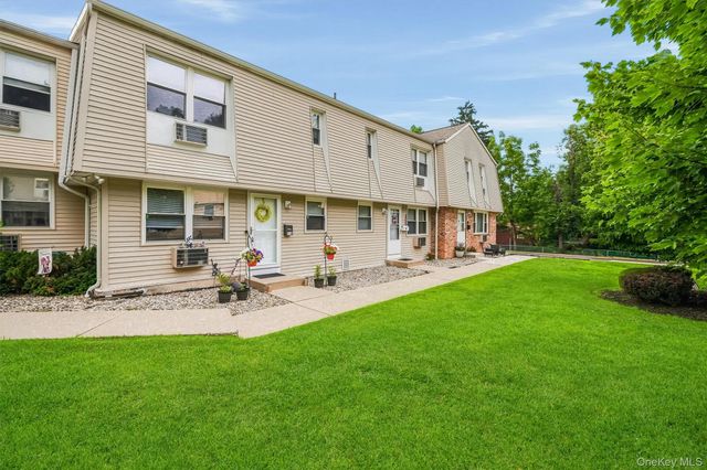 20 Main 13, Garnerville, NY 10923