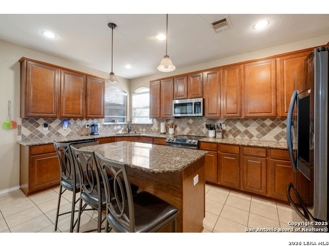 401 Zoeller, Cibolo, TX 78108