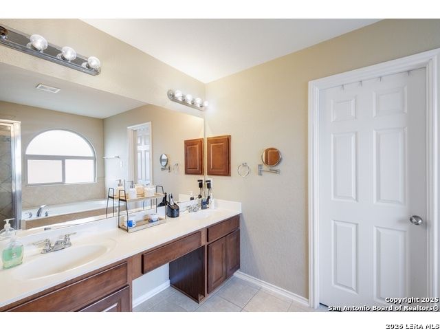 401 Zoeller, Cibolo, TX 78108