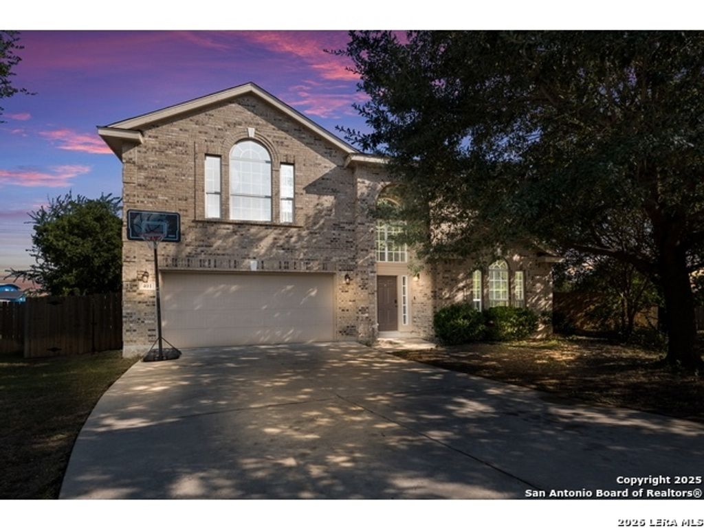 401 Zoeller, Cibolo, TX 78108