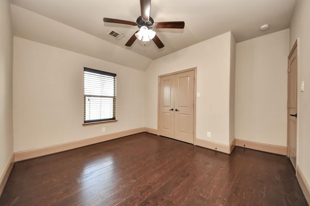 6051 Woodview Drive, Houston, TX 77396