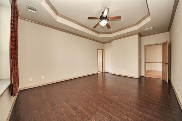 6051 Woodview Drive, Houston, TX 77396