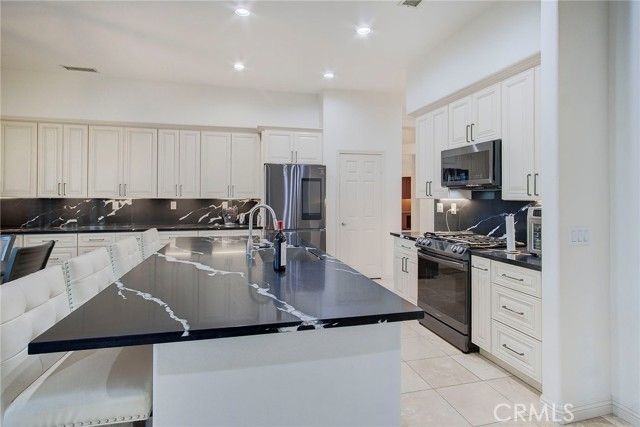 18120 gentian Avenue, Riverside, CA 92508