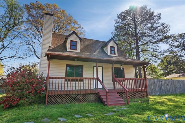 315 Pin Oak Dr, Hopewell, VA 23860
