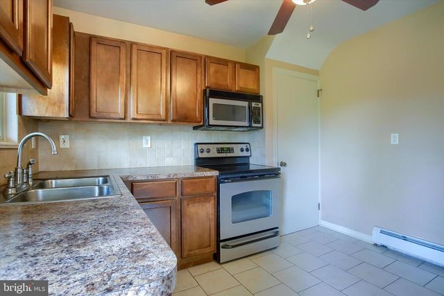610 GEORGIAN PL, Harrisburg, PA 17111