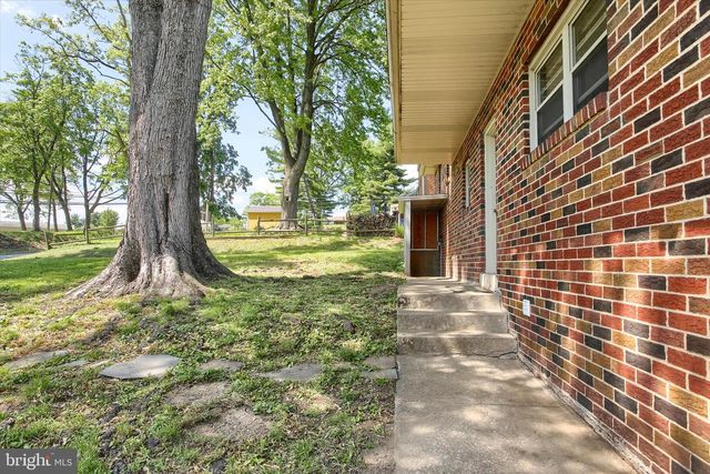 610 GEORGIAN PL, Harrisburg, PA 17111