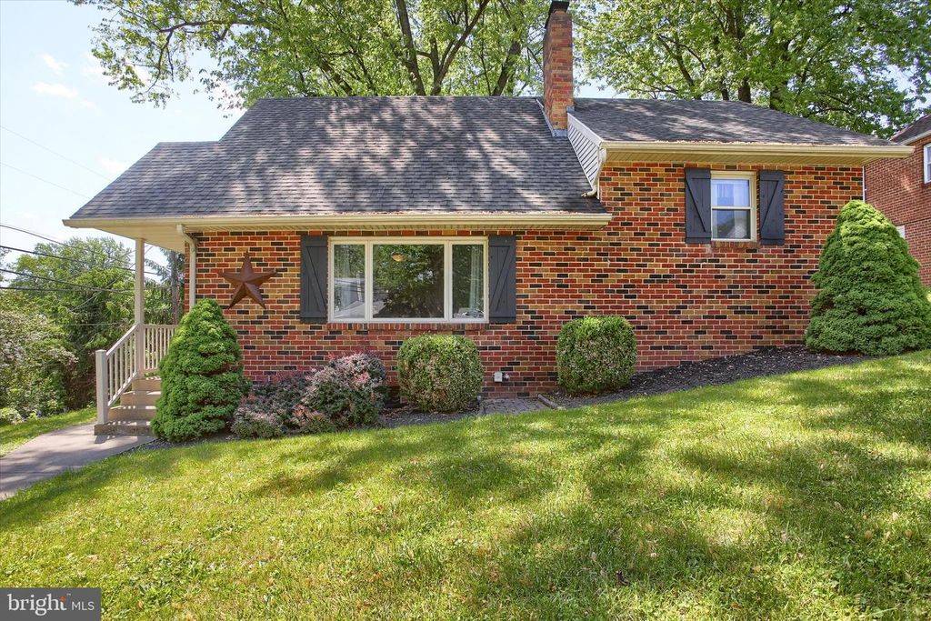 610 GEORGIAN PL, Harrisburg, PA 17111