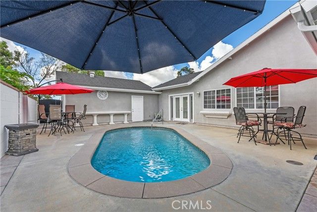 2165 W Romneya Drive, Anaheim, CA 92801