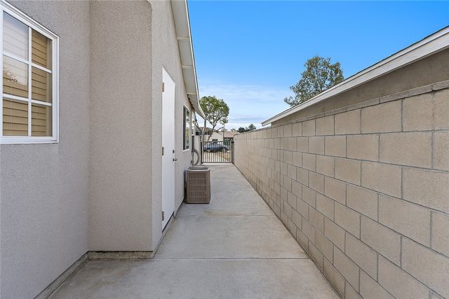 2165 W Romneya Drive, Anaheim, CA 92801